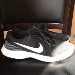 Nike Flex 8.5